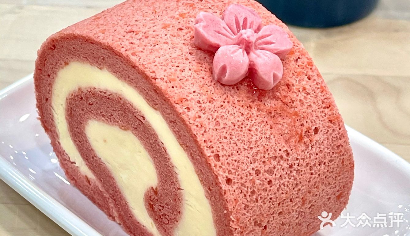 宜家限定樱花瑞士卷