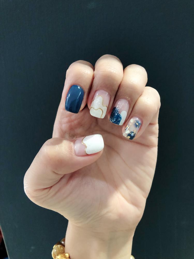 pretty nail salon 碧蒂美甲-"【项目】手部美甲嘿嘿,很久没来做指甲