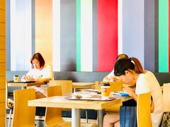 大堂-麦当劳(季华好又多店)
