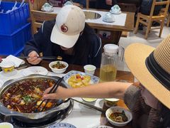 -乡土特色.冷锅鱼.牦牛肉汤锅