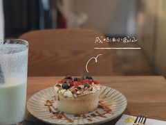 -彳亍咖啡·这里(水湾路店)