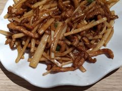 香菇竹笋炒脊丝-老上居·手工春饼(贝尔路店)