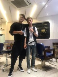 -PE SALON