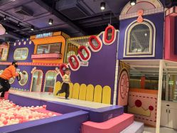 -LuckyStar幸运星家庭娱乐中心(东莞国贸店)