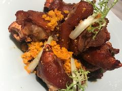 香烤飘香猪蹄-雀蓝川菜(奥体广场店)