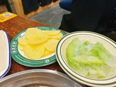 -超越炭火牛蛙火锅鸡(河东店)