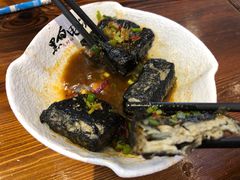 -黑白电视长沙小吃(美林M·LIVE天地东座店)