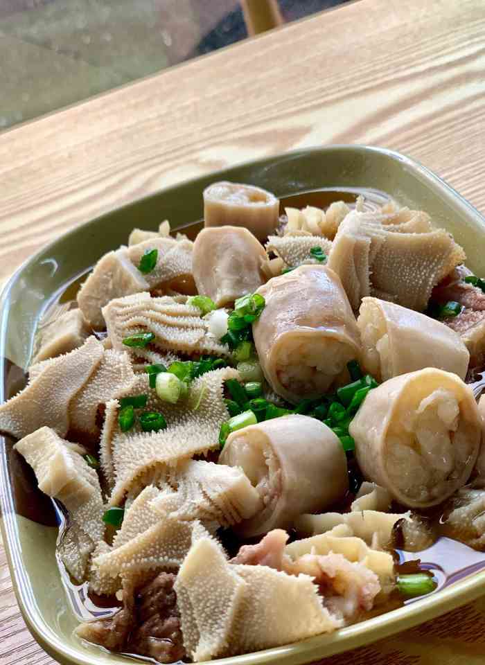 化州颜勇牛腩-"牛腩牛杂味道跟其它化州清汤牛杂店的比没突.