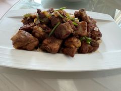 -海派美食·家宴海鲜青岛菜·石锅鲽鱼头(东方城店)