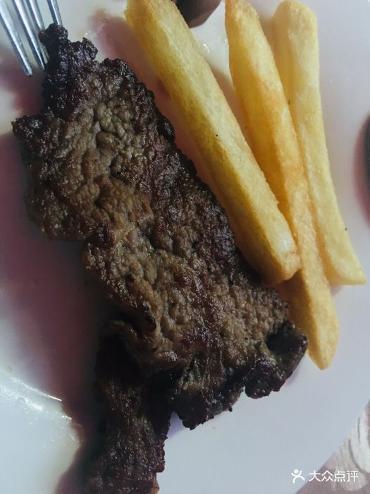 老井俄式餐厅香煎羊里脊图片 - 第2张