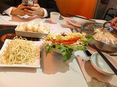 -黄记煌三汁焖锅(新佳丽江汉路店)