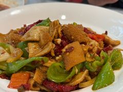 -汗腾格里·风味餐厅(新疆驻京办店)