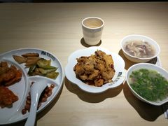 -梦航彩虹之约自助餐厅(华府天地店)
