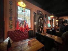 -SISTERS BAR RESTAURANT川意酒馆(嘉善老市H楼店)