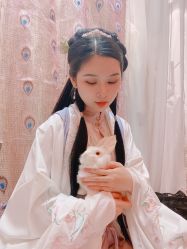 -汉仪华裳汉服馆(打浦桥店)