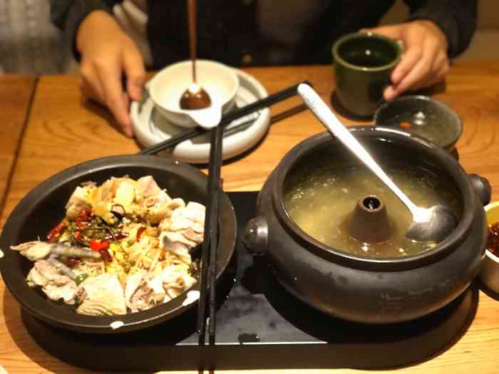 云海肴云南菜(正佳广场店)-"广州美食|最养生的暖心鸡汤7315一天