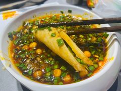 -吃城都·鱼蛙火锅(西玉龙街店)