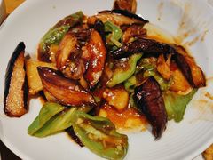-关东小磨东北菜(上海长风大悦城店)