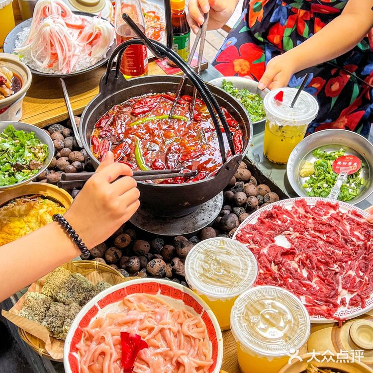 推荐涮烫10秒左右，一个人可以承包一整盘！