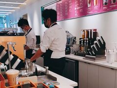 -星巴克臻选(上海淮海百盛购物中心店)