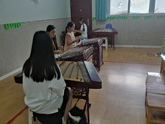 -琴芳艺所艺术培训.古筝钢琴