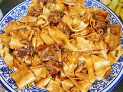 -壹阁胡羊焖饼(特色小吃街店)