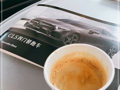 -奔驰北京极光星徽(四元桥店)