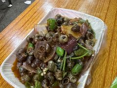 -蚝哥花姐湛江烤生蚝(美丽湾市场店)