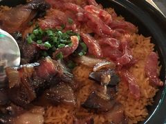 正宗广东腊肉煲仔饭-馬蘭花開(车站大道店)