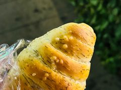 柠檬莳萝盐面包-RUXU入续糖水铺与包(卓悦中心店)