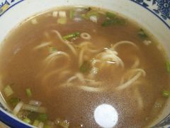 -三江源牛肉面(山师北街店)