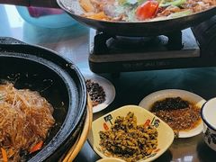 -富正毅三下锅·湘西韵味(天门山索道店)