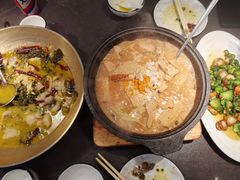 -五谷丰登农家院·地道胶东菜·海鲜烧烤(威海店)
