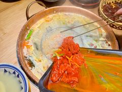 -洱火云南酸菜牛肉火锅(石景山当代商城店)