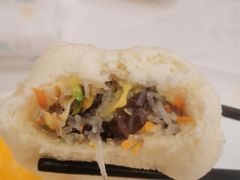 -李与白包子铺(桐梓林店)