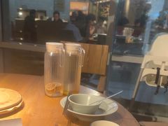 -蜜桃餐厅·伴山(湖滨商业街店)