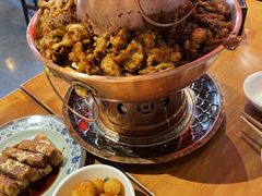 -炉小二铜锅牛蛙•川湘菜(三里屯店)
