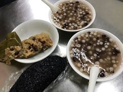 -芳婆糕团店(王府大街店)