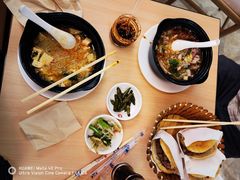 -闫家驴肉老店(华电一校店)
