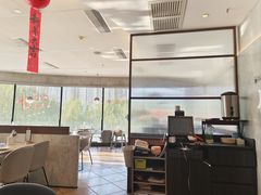 -必胜客(港悦广场店)