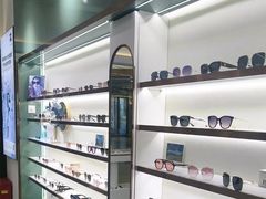-GOOMI久米眼镜·蔡司·依视路·明月官方授权店(龙德紫金店)