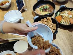 -怪噜范·老贵阳街头名小吃(鸿通城店)