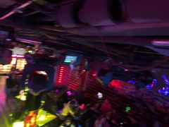 -UP嘻哈酒吧(粉巢店)