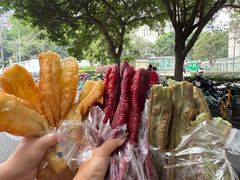 -李与白包子铺(桐梓林店)