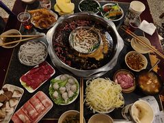 -邓莽子老火锅(中兴路总店)