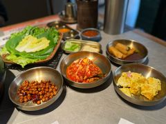 -草家酱蟹炭火烤肉店(珲春南路一店)