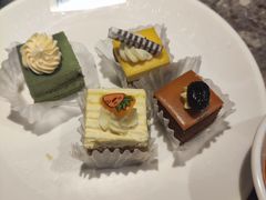 -曼格活海鲜·牛排自助(光明蓝鲸店)