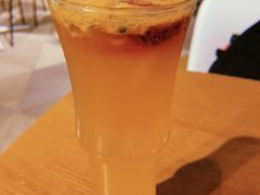 薄荷百香果-Hiwork cafe(新街高和店)
