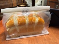 山茶花鲜奶吐司-DearCake 黛点心(花牌坊店)