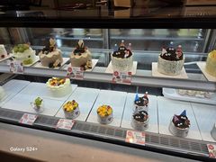 -花花卷卷·鲜食蛋糕(静安久光百货店)